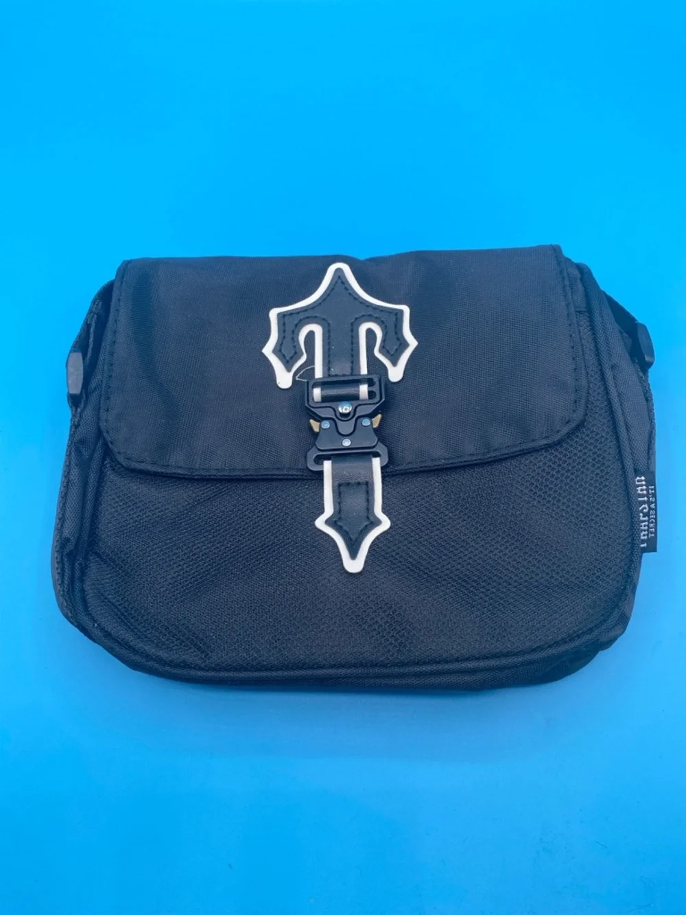 Trapstar Black‎ Messenger Bag with Decorative Cross Buckle